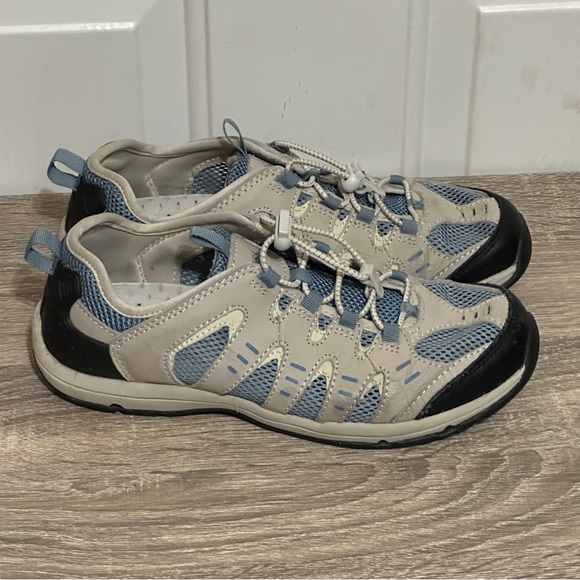 Bass Shoes - Bass Women's Seminole Water‎ Shoes, Size 7.5M Blue Cream EUC